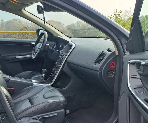Volvo XC 60 cena 53900 przebieg: 331750, rok produkcji 2012 z Działoszyn małe 232